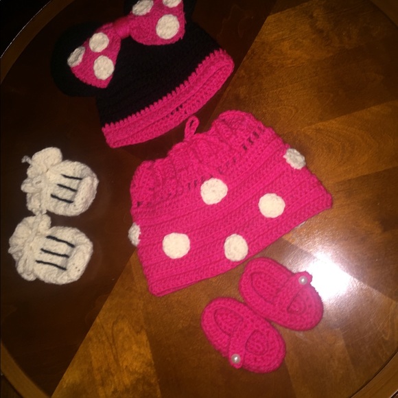 Minnie Mouse Newborn Outfit - Picture 2 of 3